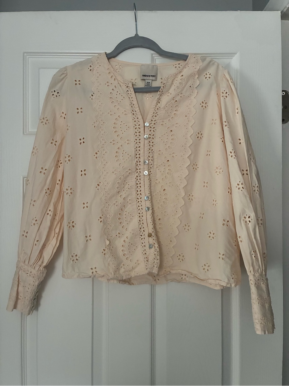 Industry Vintage-Inspired Cream Eyelet Button-Front Blouse, size M